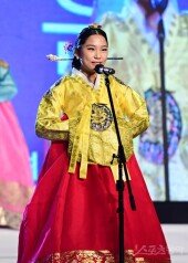 [포토] 송영은 ‘단아한 자기소개’