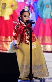 [포토] 백초아 ‘당당한 자기소개’