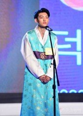 [포토] 공덕현 ‘다소곳한 자기소개’