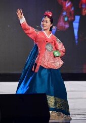 [포토] 백지윤 ‘화사한 포즈’