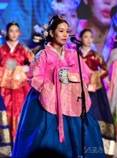 [포토] 최윤영 ‘긴장된 자기소개’