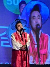 [포토] 이길수 ‘한복의 아름다운 전파할게요’