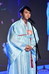 [포토] 민성호 ‘컨셉 확실한 자기소개’