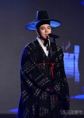 [포토] 김태윤 ‘수줍은 자기소개’