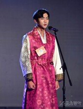 [포토] 전준기 ‘늠름한 자기소개’