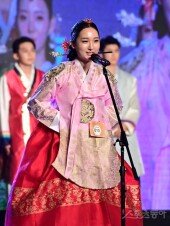 [포토] 유가연 ‘미소로 자기소개’