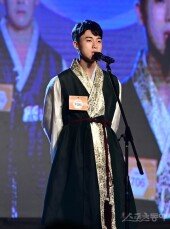 [포토] 박찬호 ‘짧고 굵은 자기소개’