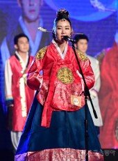 [포토] 나희빈 ‘장희빈 아니고 나희빈’