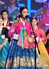 [포토] 제하은 ‘떨리는 자기소개’