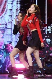 [DA포토]스테이씨 시은, 상큼발랄하게