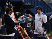 [포토] 이야기 나누는 알테어-나성범