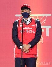 [포토] 박진철 ‘프로 무대에 서게 됐어요’