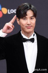 [DA포토]‘뇌섹남’ 김지석, 2020 MAMA 시상하러 왔어요