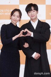 [DA포토]‘연애의 흔적’ 이유영-이상엽 다시 만난 커플