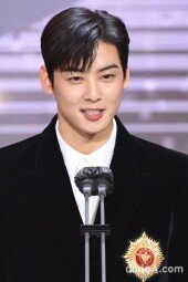 [DA포토]차은우, 2020 연예대상 신인상 수상