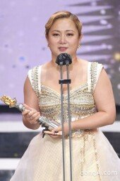 [DA포토]박나래, 과감하게 파격 드레스