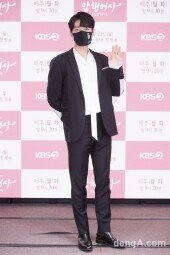 [DA포토]김명수, 암행어사의 인사법