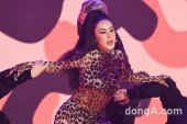 [DA포토]엄정화, 호피무늬 의상 파격적이야 (SBS 가요대전)