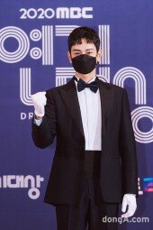 [DA포토]임주환, 남자 우수연기상 수상 소감＂아 빨리하라고요?＂