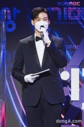 [DA포토]차은우, 가려도 얼굴천재 (2020 MBC 연기대상)