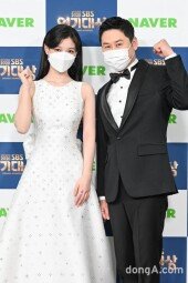 [DA포토]김유정-신동엽, 연기 천재와 개그 천재 (2020 SBS 연기대상)