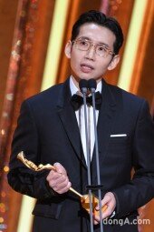 [DA포토]봉태규, 중장편 드라마 우수 연기상 수상 (2020 SBS 연기대상)