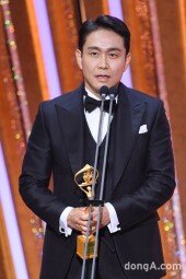 [DA포토]오정세, 기승전오정세.. 베스트 캐릭터상 (2020 SBS 연기대상)