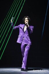 [DA포토]비, 보랏빛 무대