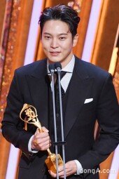 [DA포토]주원, 프로듀서상 수상 (2020 SBS 연기대상)