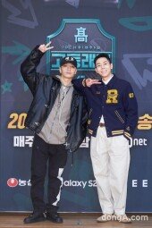 [DA포토]사이먼도미닉-로꼬, 여유 넘치는 브이