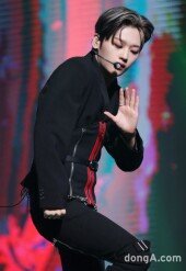 [DA포토]위아이 석화, 시크한 무대