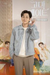 [DA포토]딘딘, 앙증맞게