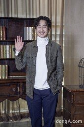 [DA포토] 신하균, 믿보배의 미소