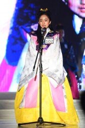 [포토] 박시현 ‘완벽한 자기소개’