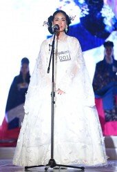 [포토] 조경숙 ‘순백의 한복 입고’