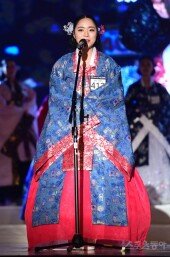 [포토] 문그린 ‘아름다운 한복 소개하고 싶어요’