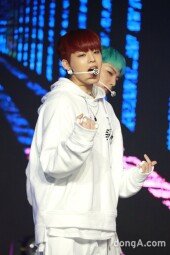 [DA포토] 온앤오프 효진, 춤춰