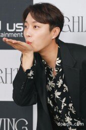 [DA포토] 하이라이트 윤두준, 예능감 넘치는 포즈