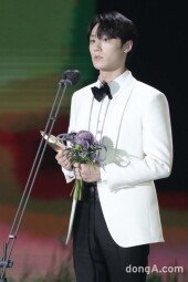 [DA포토] 이도현, TV부문 남자 신인 연기상 (백상예술대상)