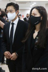 [DA포토] 이병헌-손예진, 故 이춘연 대표 영결식장으로