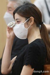 [DA포토] 김규리, 애도의 눈물