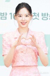 [DA포토] 강한나, 순수천사의 손하트