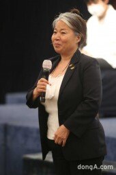 [DA포토] 인사말 하는 김옥란 대표