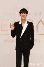 [DA포토] 윤종훈, 반가워요~