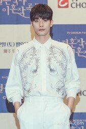 [DA포토] 성훈, 엘레강스~