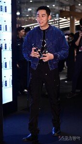 로꼬 ‘떨리는 포토콜’ [포토]