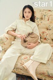 김혜윤 “연기자 아닌 내 모습, 상상한 적 없다” [화보]