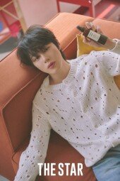 하성운 “방탄소년단 지민 컬래버, 서로 모니터해주며 열심히” [화보]