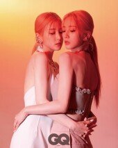 에이핑크 초롱X보미 “초봄 트윈 콘셉트, 따라쟁이” [화보]