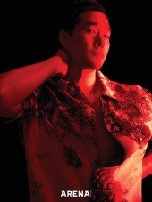 몸 키운 유지태 “소신껏 사는 게 중요해” [화보]